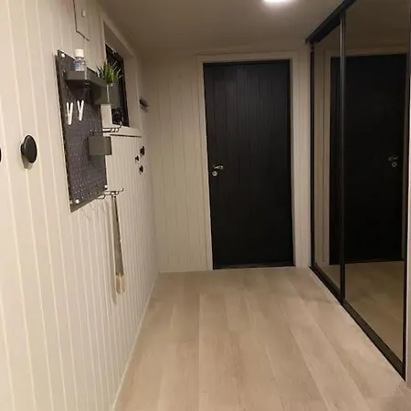 Apartamento Aurora Panorama 2nd Floor Laksvatn