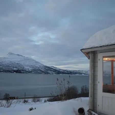 Aurora Panorama 2nd Floor Apartment *