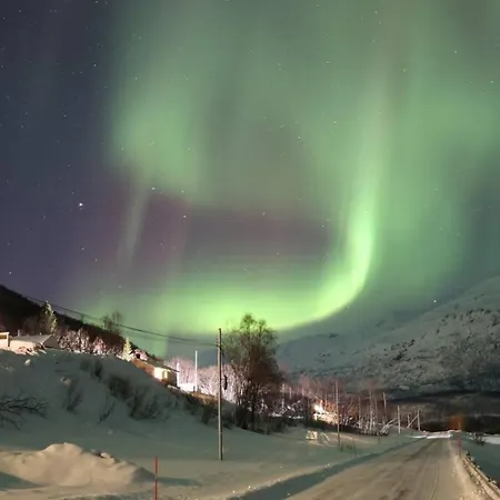 Aurora Panorama 2nd Floor * Laksvatn