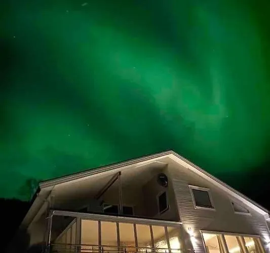 Aurora Panorama 2nd Floor Laksvatn