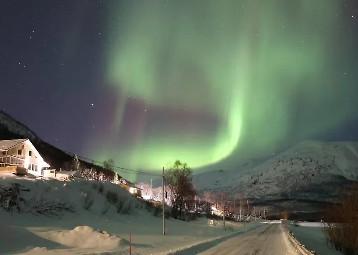 Aurora Panorama 2nd Floor * Laksvatn