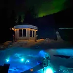 Aurora Panorama 2nd Floor * Laksvatn